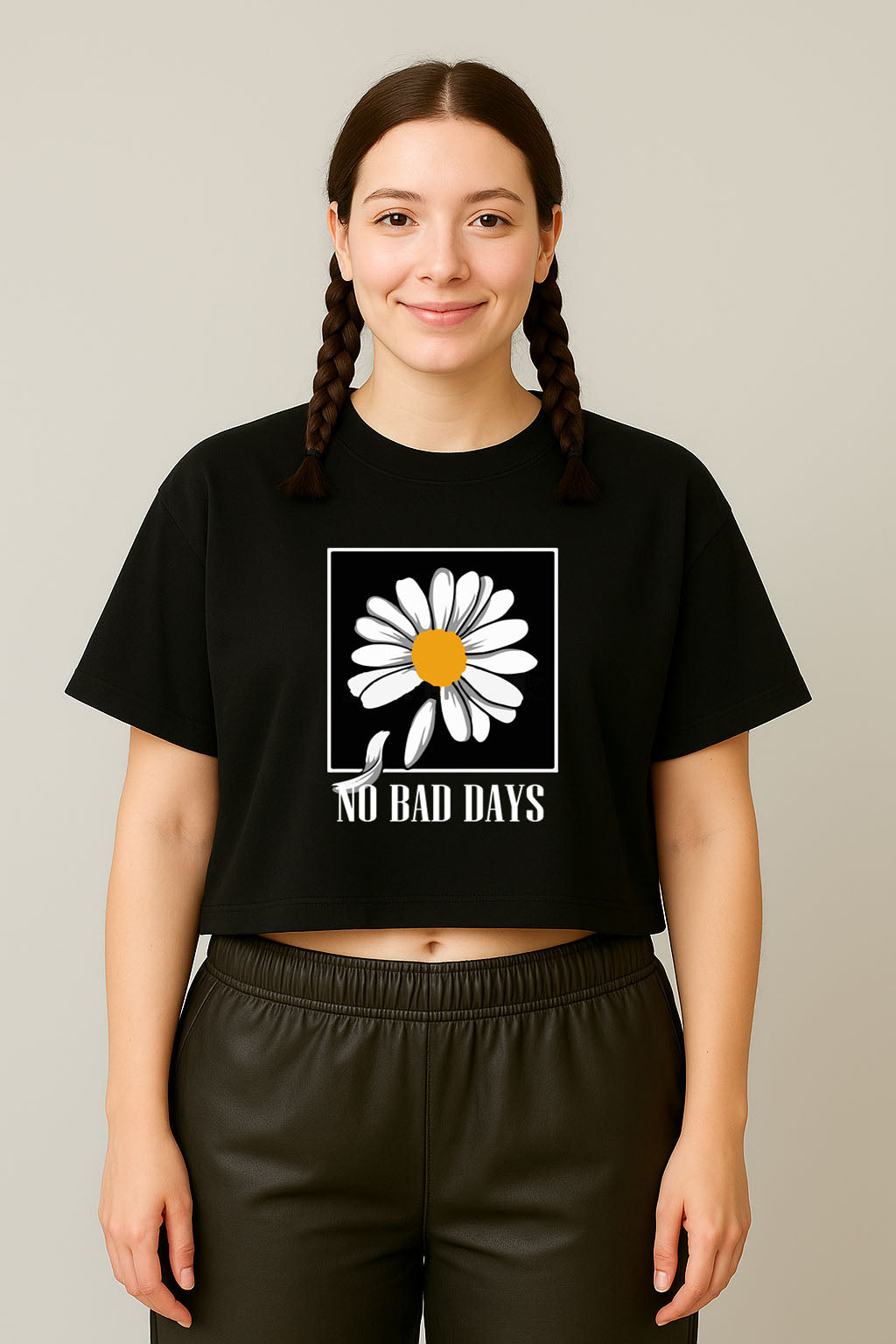 No Bad Days Daisy Crop Tee